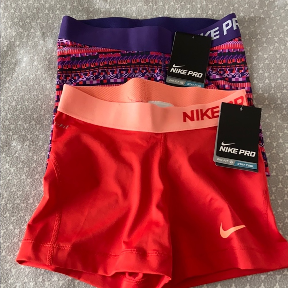 Women’s Nike Pro workout shorts Size XS